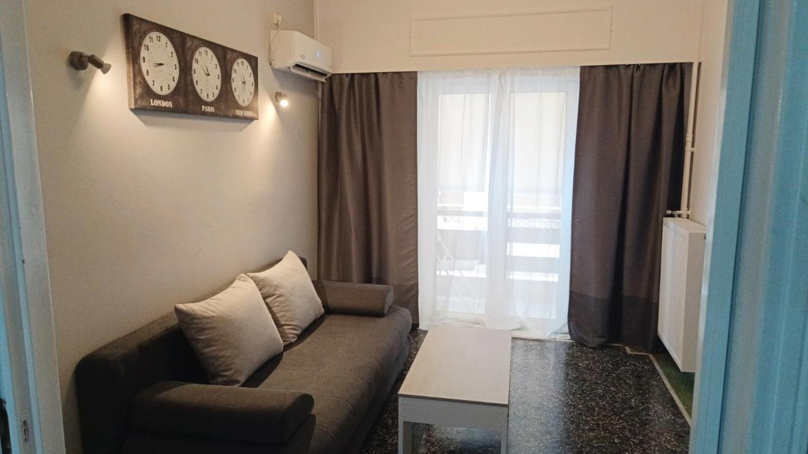 Thissio Hideaway Suite เอเธนส์ ภายนอก รูปภาพ